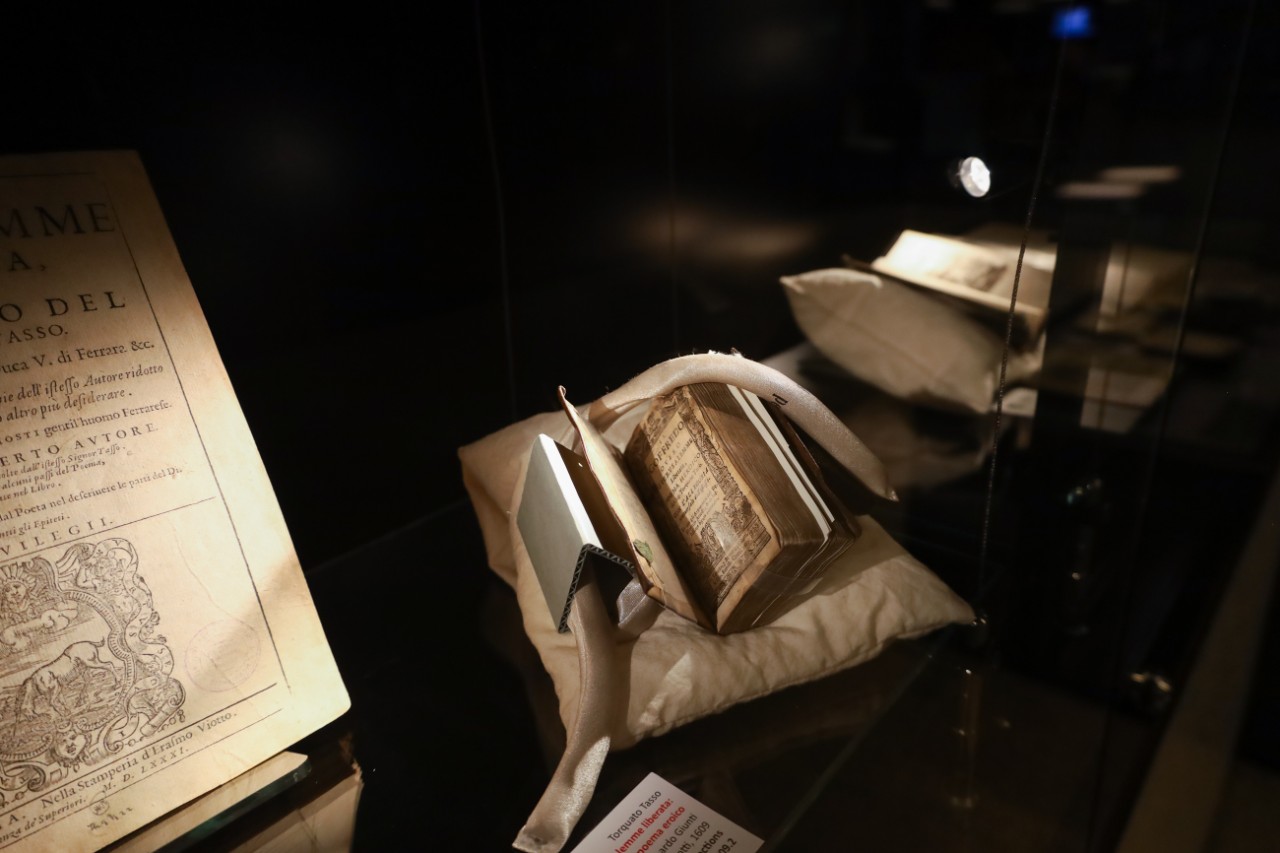 Cantus Interruptus exhibition